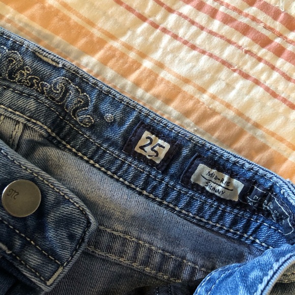 Miss Me Jeans - Picture 3 of 3